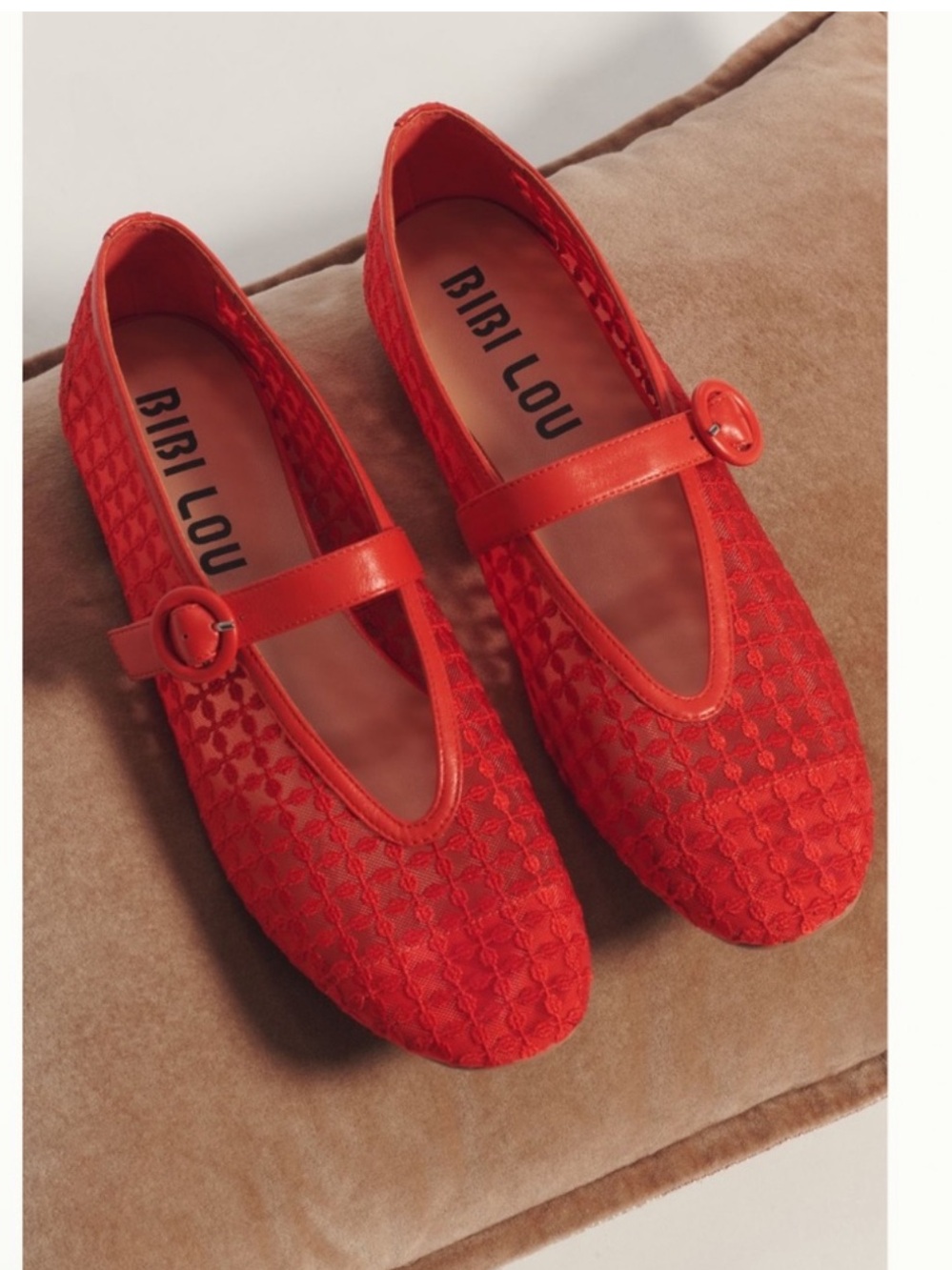 Nwt Bibi Lou mesh Red Women's Mary Jane Pointed Flats